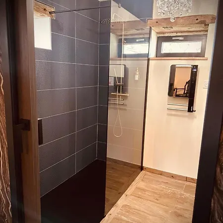 De L'archerie Classe 4 Etoiles, 9 Personnes Vakantiehuis *