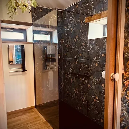 De L'archerie Classe 4 Etoiles, 9 Personnes * Saint-Lambert-la-Potherie