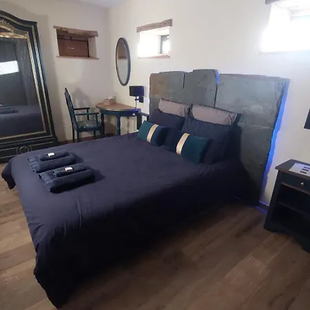 De L'archerie Classe 4 Etoiles, 9 Personnes Saint-Lambert-la-Potherie