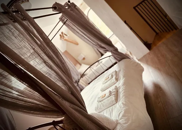 De L'archerie Classe 4 Etoiles, 9 Personnes