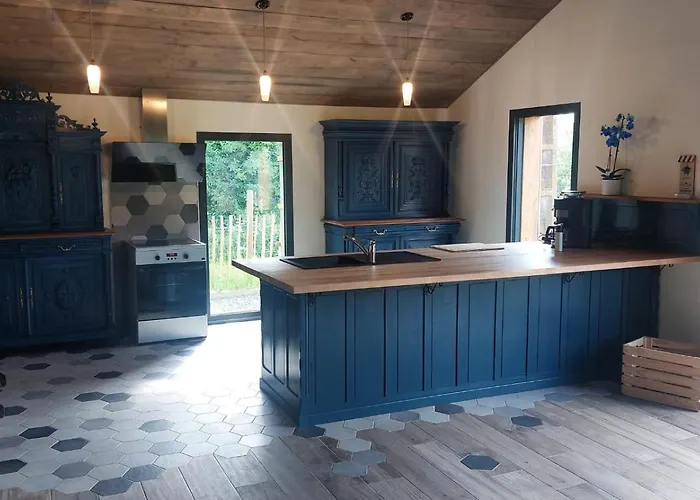 De L'archerie Classe 4 Etoiles, 9 Personnes Nyaraló Saint-Lambert-la-Potherie